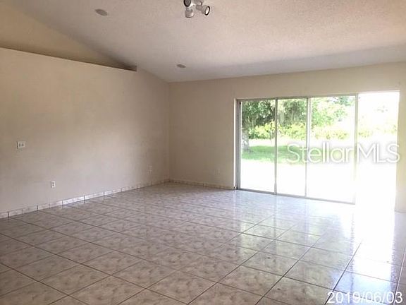 4th image of 4025 Oak Pointe Blvd