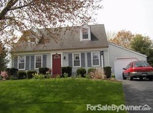 810 Kings Arms Ln, Lancaster, PA 17602