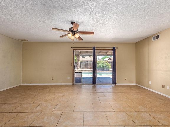 3rd image of 3760 W Wood Dr