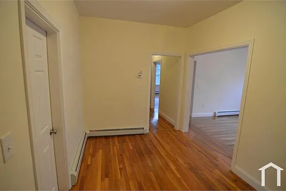 4 bed, 1600 sqft, $3,450 — Photo 4