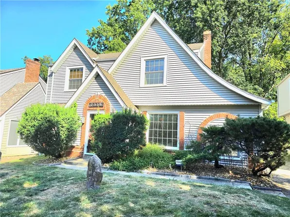 7339 Holmes Rd, Kansas City, MO 64131
