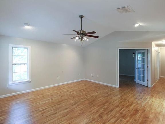 4th image of 10740 Anna Belle Ave