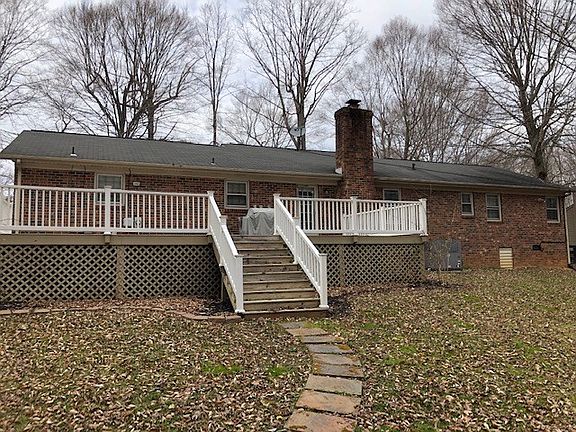 5th image of 452 Conifer Dr