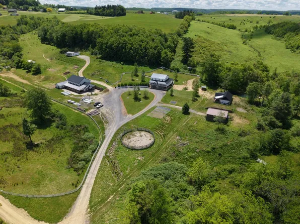 54 Shaffer Rd, Punxsutawney, PA 15767