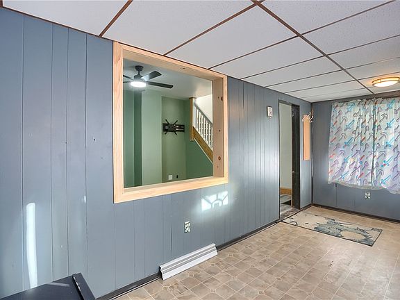 3rd image of 614 Franklin Ave