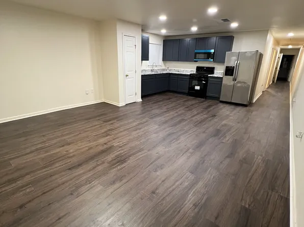 3923 Roneagle St, New Orleans, LA 70122