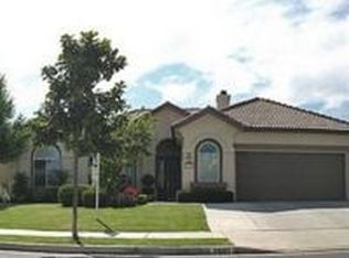 2605 Rose Petal St, Bakersfield, CA 93311