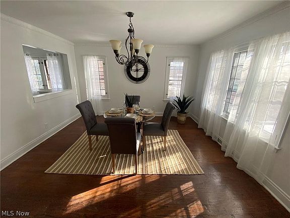 4th image of 4037 Hudson Dr