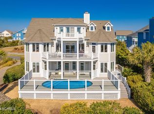 10121 Sea Breeze Dr, Emerald Isle, NC 28594