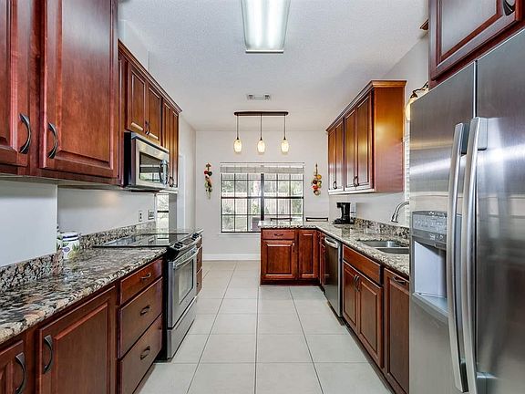 2nd image of 1391 Calcutta Dr