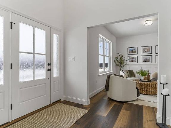 7th image of this home