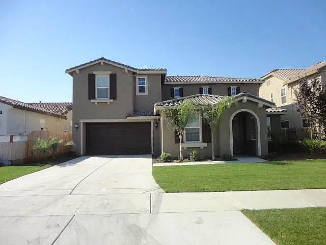 3 bed, 2951 sqft, $3,000 — Photo 1