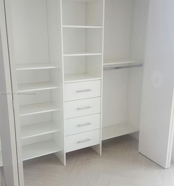 1st image of 600 NE 27th St APT 2705