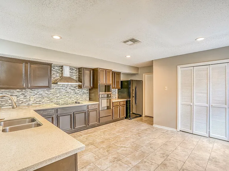 12723 Ashford Knoll Dr — Photo 7