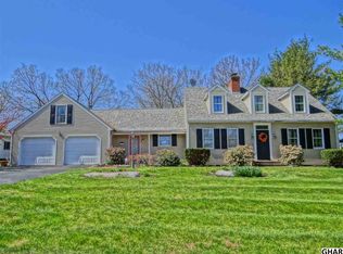 827 Wellington Dr, Carlisle, PA 17013