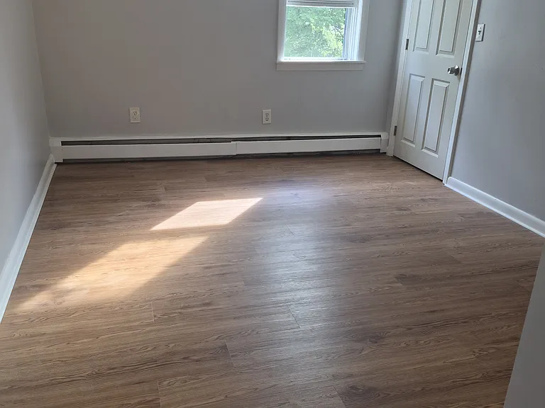 186 Broad St #5 — Photo 12