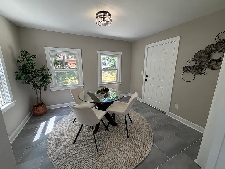 5726 Prentice Ave — Photo 33