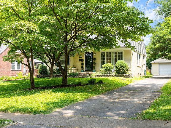 2nd image of 2831 Yorkshire Blvd