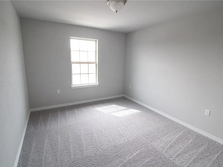1320 Ambler Dr — Photo 15