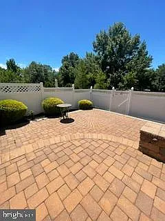 45 Tudor Ct — Photo 14