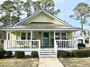 49 Fayetteville Rd, White Lake, NC 28337