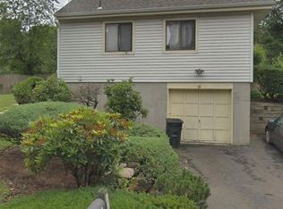 33 S Cole Ave, Spring Valley, NY 10977