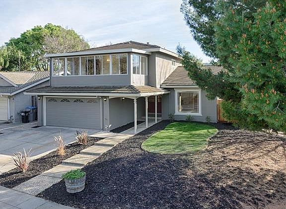 2nd image of 5837 Cohasset Way