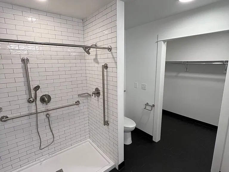 Sunray Terrace Senior Apartments — Photo 15