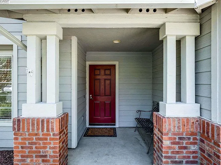 509 Saddleback Cir — Photo 10