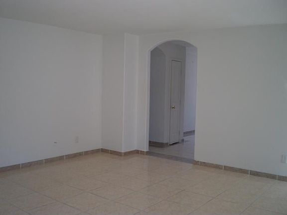 4th image of 6548 Shining Sand Ave