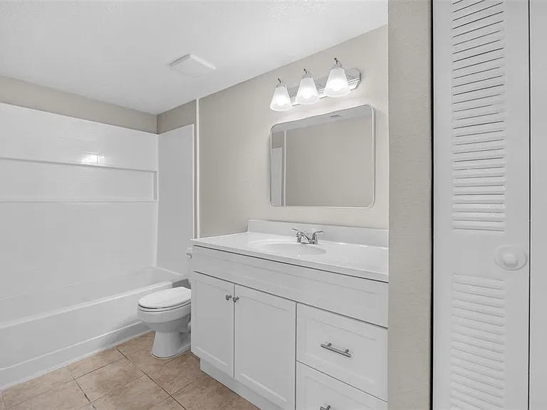 5116 Conroy Rd #15 — Photo 40
