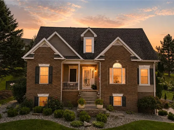 113 Pinecrest Dr, Saint Clairsville, OH 43950