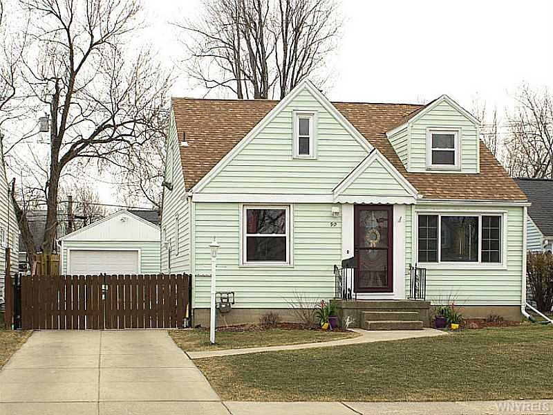 1st image of 90 Briarhurst Dr