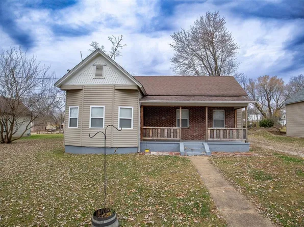 208 E Kelly St, Fredericktown, MO 63645