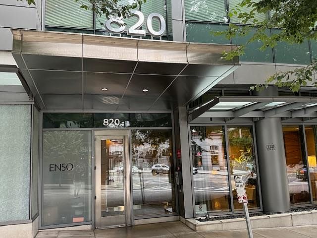 Enso front door