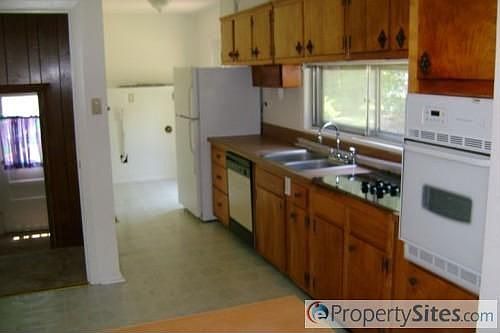 3rd image of 7413 Adele Dr