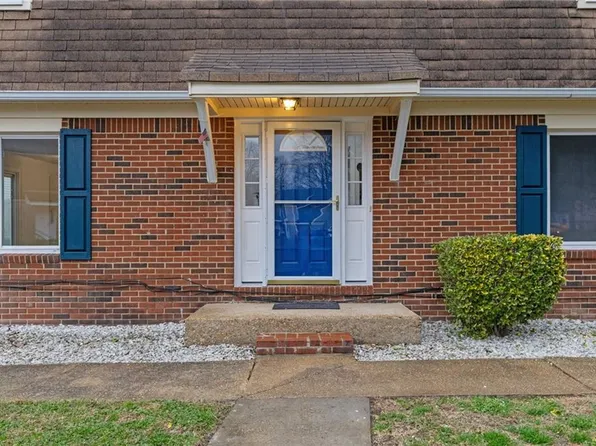 4701 Greenlaw Dr, Virginia Beach, VA 23464