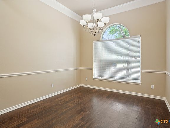 5th image of 505 Marshall Dr