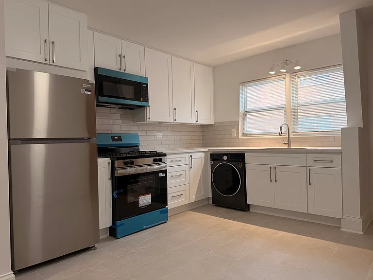 2316 N Harlem Ave #2W — Photo 1