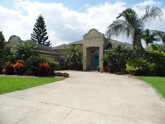 2nd image of 68 Laguna Madre Dr