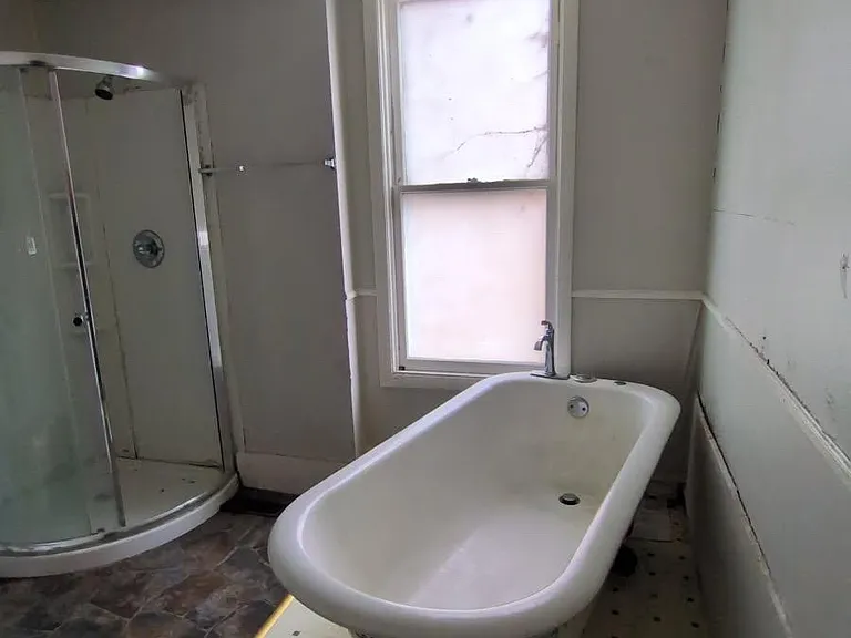 1117 NE Glendale Ave — Photo 6