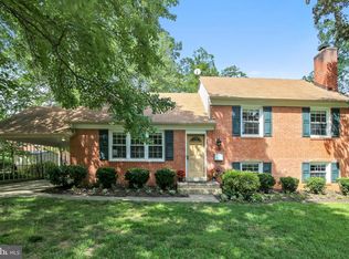 8844 Stark Rd, Annandale, VA 22003