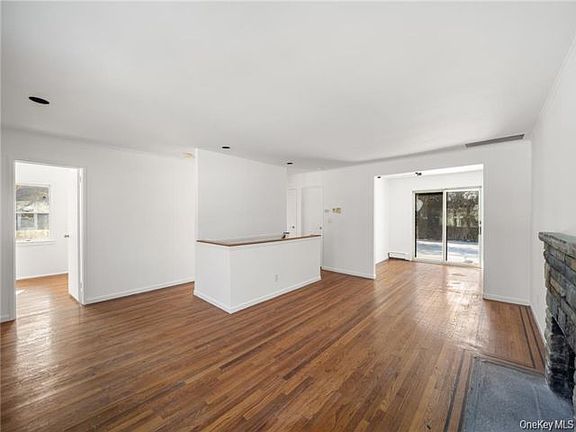 3rd image of 24 Elderberry Rd