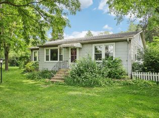 N1240 S Lake Shore Dr, Genoa City, WI 53128