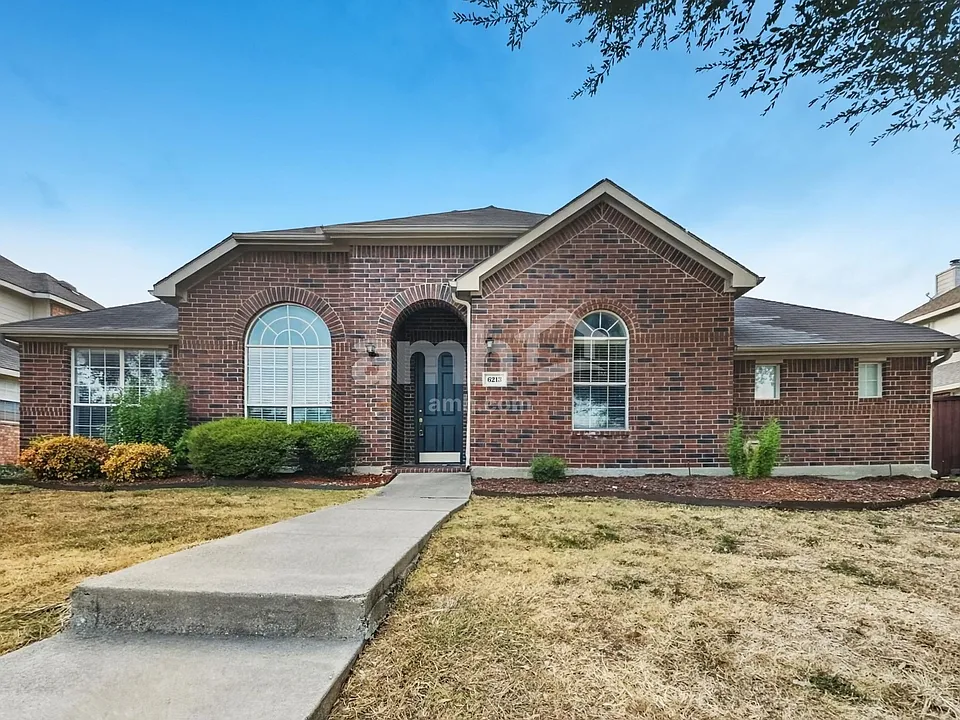 6213 Richmond Dr