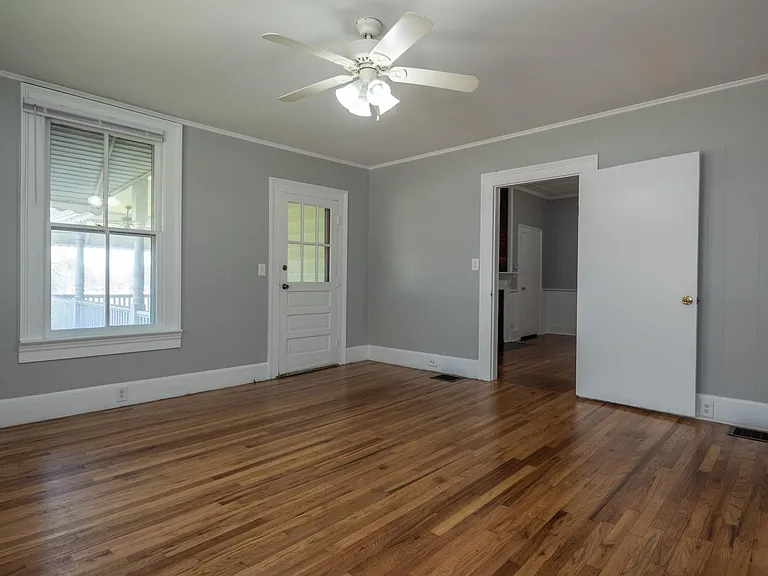 156 Grove St — Photo 42