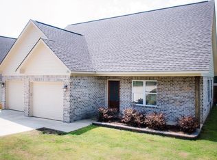 231 Forest Glen Dr, Oxford, MS 38655