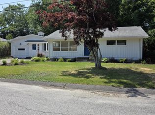 20 Faulkner St, Westport, MA 02790