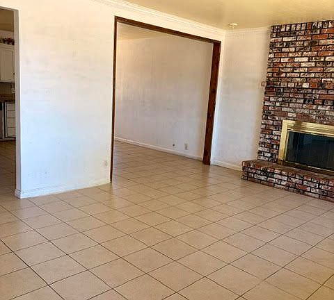 3rd image of 2581 E Gerard Ave