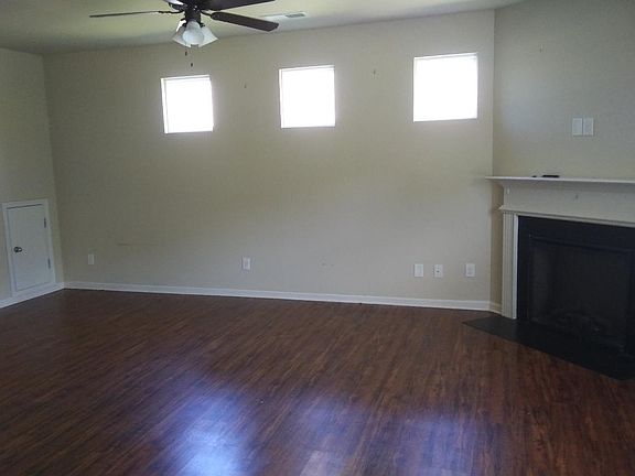 4th image of 129 Centerra Springs Dr